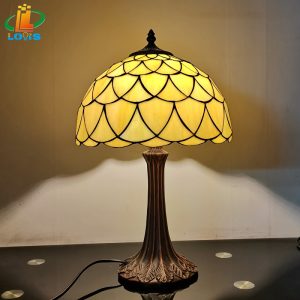 12 inch fish scale table lamp