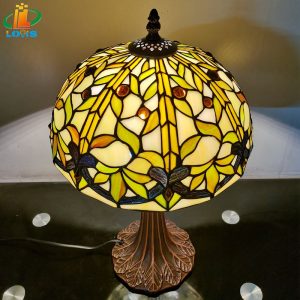 12 inch floral table lamp - Image 3