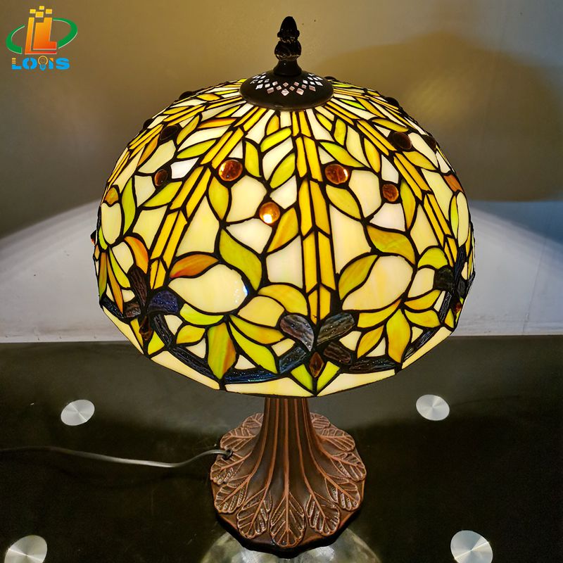 12 inch floral table lamp - Image 3