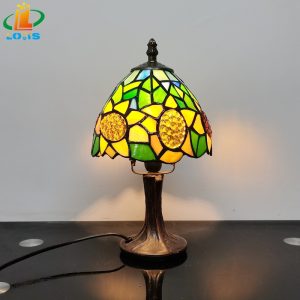 15cm minimalist geometric desk lamp (复制)